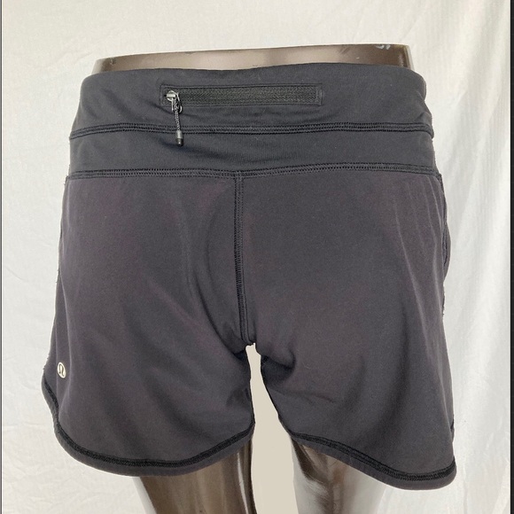 Lululemon black low rise running shorts underwear attached size 6 lululemon logo - Picture 2 of 10